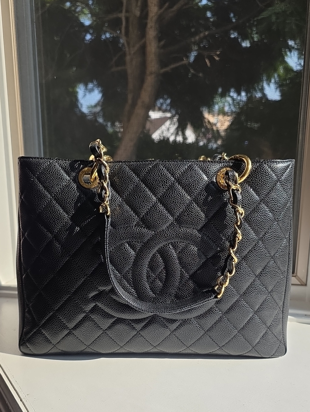 Excellent Chanel GST Grand Shopping Black Caviar Leather Tote & Gold Hardware